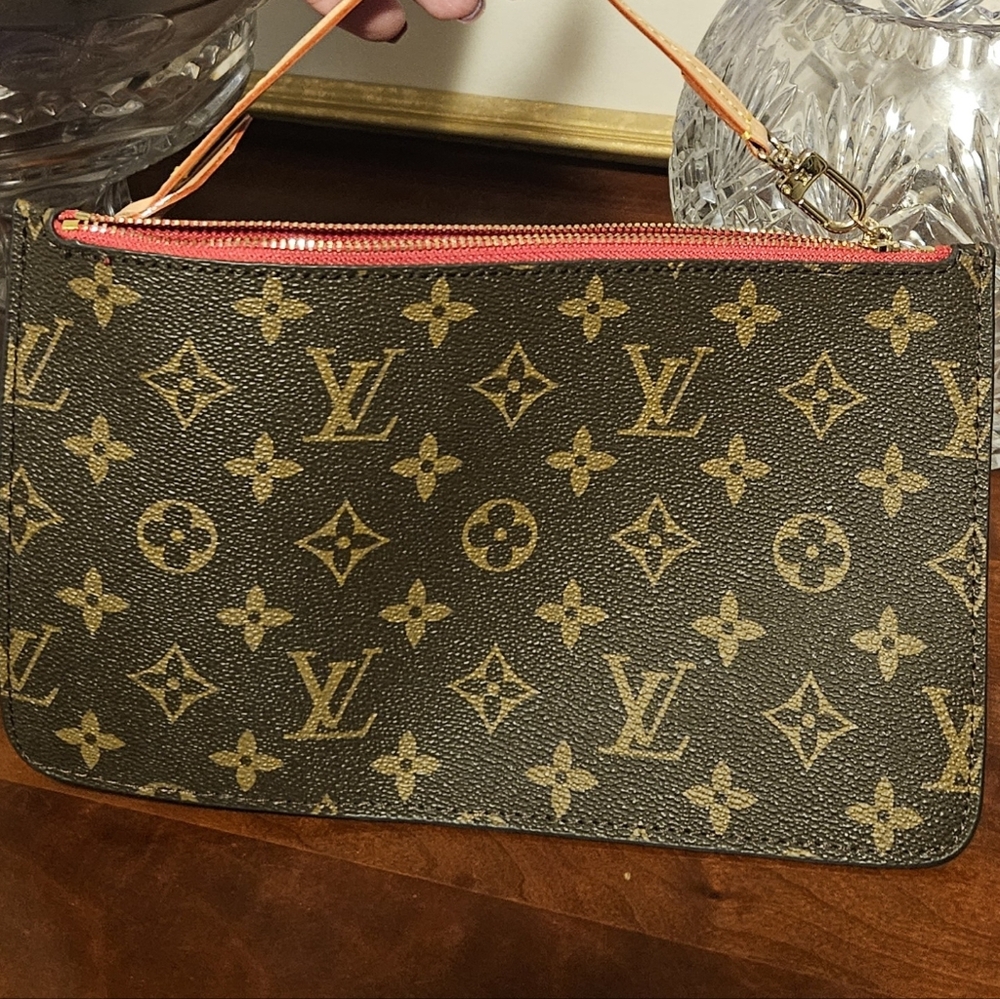 Brown Wristlet Bag